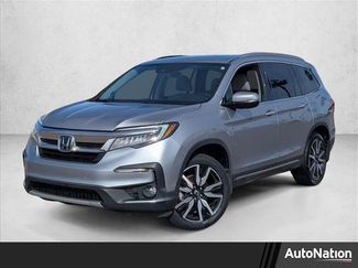 Used 2021 Honda Pilot Touring video 1