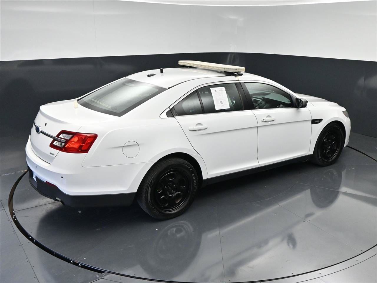 Used 2015 Ford Taurus Police Interceptor AWD image 22