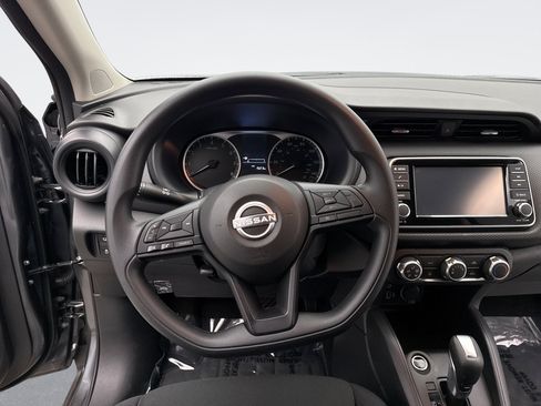 Used 2025 Nissan Kicks Play S FWD image 13