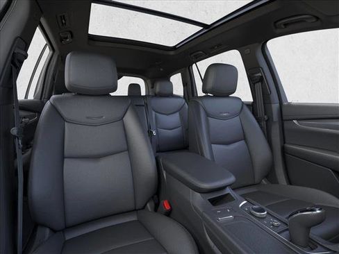 New 2025 Cadillac XT6 Luxury image 16