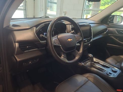 Used 2019 Chevrolet Traverse LT w/ LT Premium Package AWD/4WD image 10