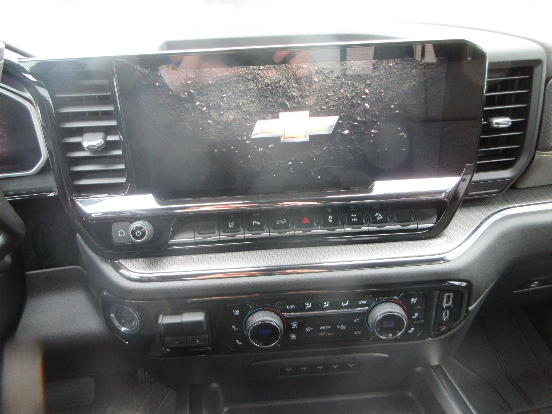 Certified 2026 Chevrolet Silverado 2500 ZR2 w/ LPO, Dark Essentials Package AWD/4WD image 14