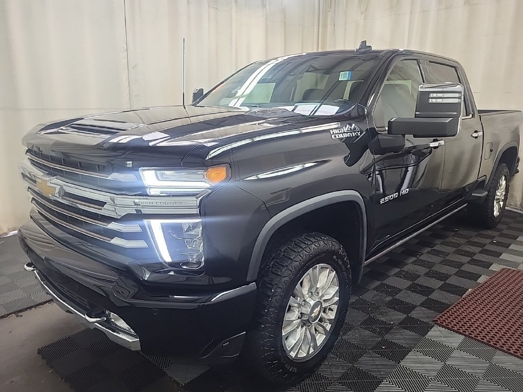 Used 2021 Chevrolet Silverado 2500 High Country w/ Z71 Off-Road Package AWD/4WD image 3