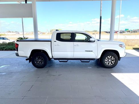 Used 2023 Toyota Tacoma SR5 image 4