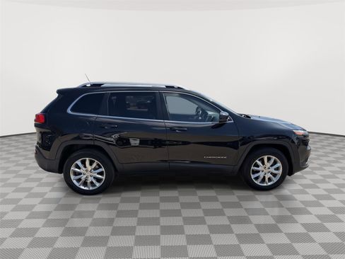 Used 2015 Jeep Cherokee Limited AWD/4WD image 8