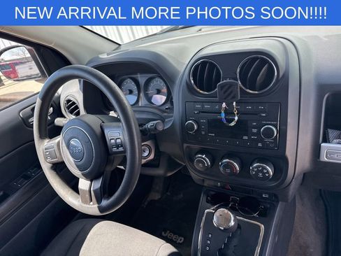 Used 2016 Jeep Compass Sport w/ Power Value Group FWD image 12
