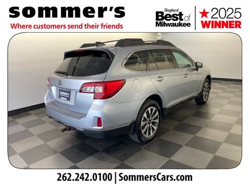 Used 2016 Subaru Outback 2.5i Limited AWD/4WD image 5