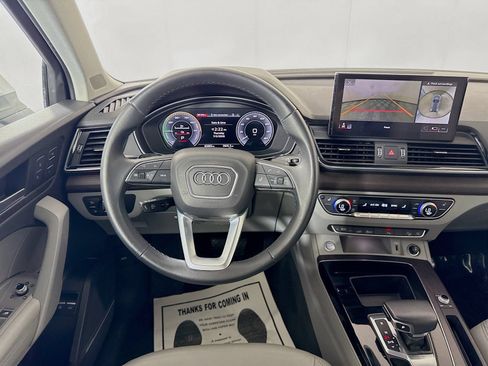 Used 2021 Audi Q5 e Premium Plus w/ Premium Plus Package AWD/4WD image 23