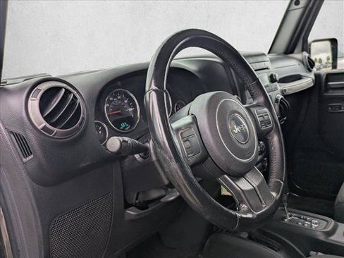 Used 2018 Jeep Wrangler Unlimited Sport S AWD/4WD image 7