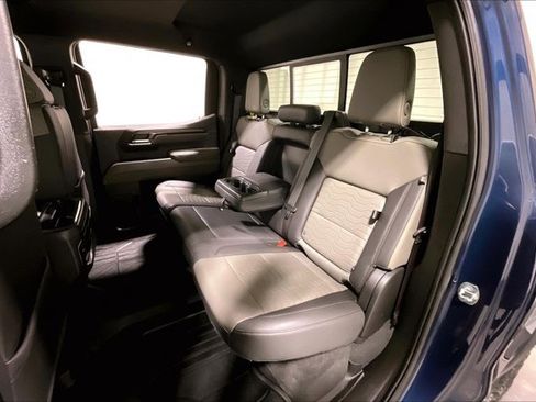 Used 2023 Chevrolet Silverado 1500 ZR2 image 26