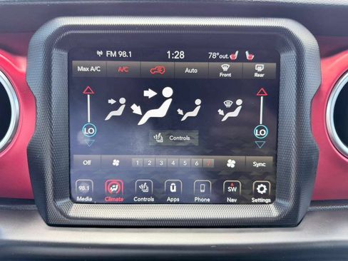 Used 2021 Jeep Wrangler Unlimited Rubicon AWD/4WD image 29