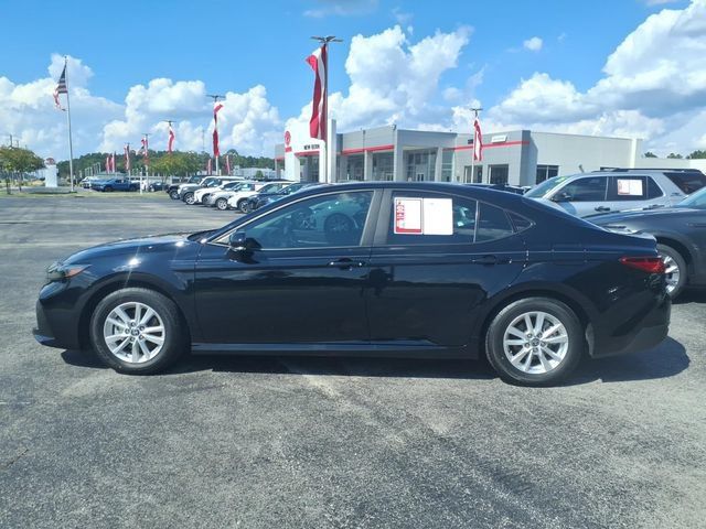 Used 2025 Toyota Camry LE w/ Convenience Package FWD image 3