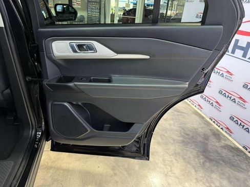 Used 2026 Ford Explorer Active RWD image 47