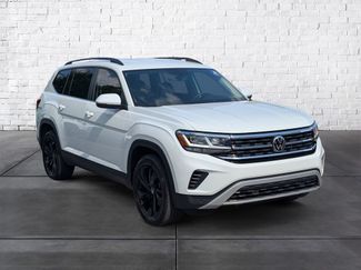 Certified 2023 Volkswagen Atlas SE w/ Black Wheel Package FWD video 1