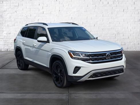 Certified 2023 Volkswagen Atlas SE w/ Black Wheel Package FWD image 1