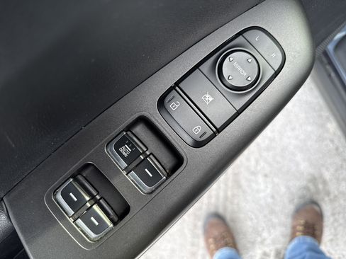 Certified 2022 Kia Sportage LX image 16