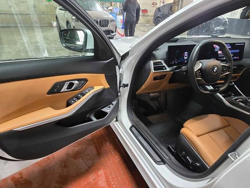 Used 2025 BMW 330i xDrive 330i xDrive w/ Premium Package image 20