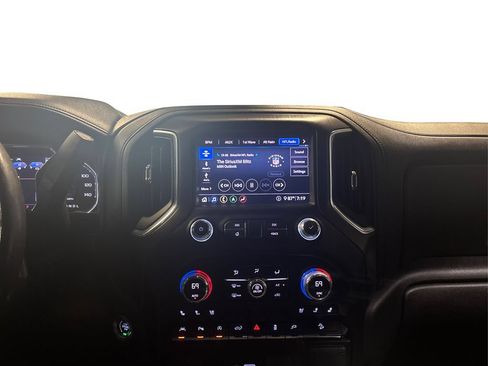 Used 2020 GMC Sierra 1500 AT4 w/ AT4 Premium Package AWD/4WD image 25