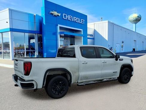 Used 2024 GMC Sierra 1500 Elevation w/ LPO, Elevation Black Package image 3