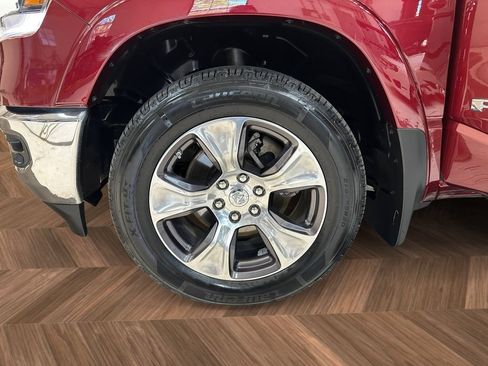 Used 2019 RAM 1500 Laramie AWD/4WD image 23