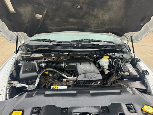 Used 2017 RAM 1500 Tradesman w/ Power & Remote Entry Group image 16