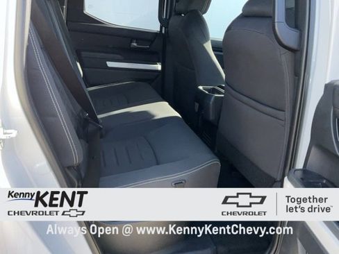 Used 2024 Toyota Tacoma TRD Off-Road image 12