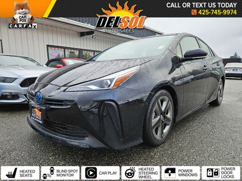 Used 2020 Toyota Prius XLE image 1