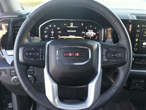 Used 2026 GMC Sierra 1500 SLT w/ SLT Premium Plus Package AWD/4WD image 20