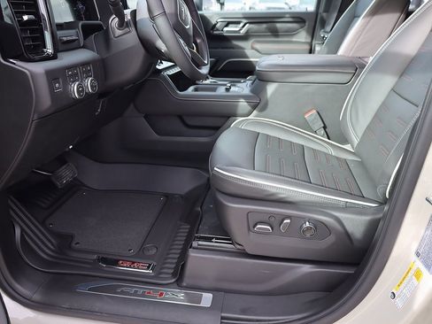 New 2026 GMC Sierra 2500 AT4X image 11