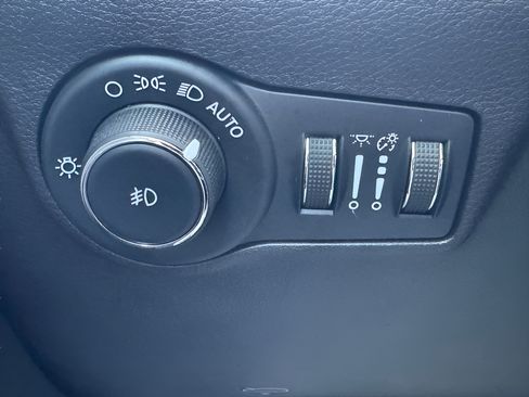 Used 2022 Jeep Compass Limited AWD/4WD image 20