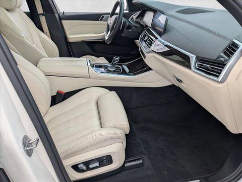 Used 2021 BMW X5 sDrive40i w/ Convenience Package RWD image 23