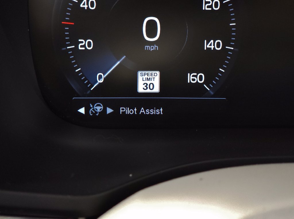 Used 2019 Volvo XC60 T5 Inscription AWD/4WD image 22