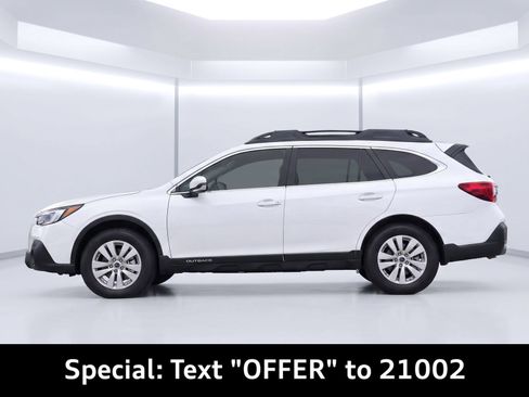 Used 2019 Subaru Outback 2.5i Premium AWD/4WD image 2