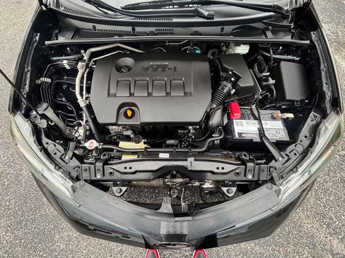 Used 2019 Toyota Corolla LE FWD image 40