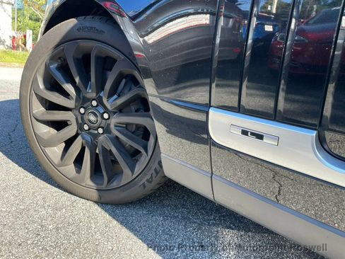 Used 2017 Land Rover Range Rover Long Wheelbase Autobiography image 6