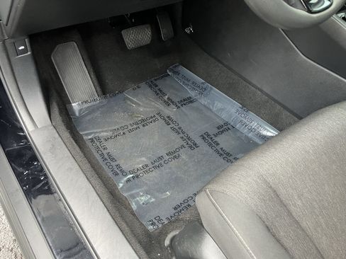 Used 2025 Honda Accord SE image 18