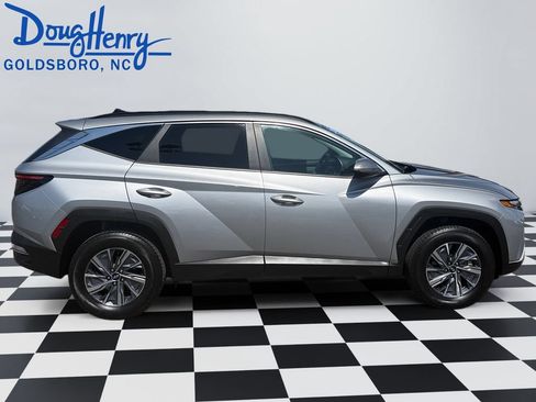 Used 2023 Hyundai Tucson Blue AWD/4WD image 6