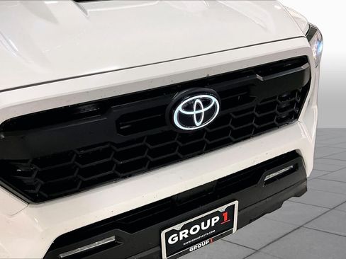 Used 2025 Toyota Tacoma TRD Sport RWD image 33