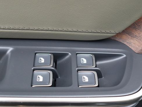 Used 2023 Rivian R1S Adventure image 26