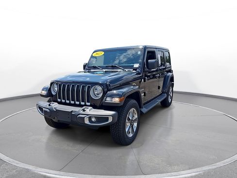 Used 2023 Jeep Wrangler Unlimited Sahara w/ Cold Weather Group AWD/4WD image 3
