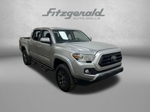 Used 2023 Toyota Tacoma SR5 RWD image 9