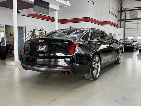 Used 2018 Cadillac CT6 Luxury image 6