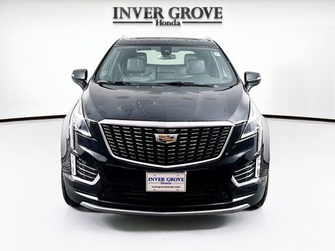 Used 2021 Cadillac XT5 Premium Luxury image 2