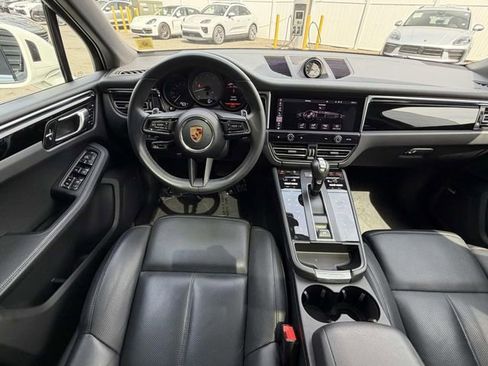 Certified 2023 Porsche Macan S AWD/4WD image 16