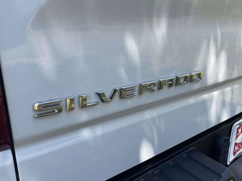 Used 2024 Chevrolet Silverado 1500 RST w/ Z71 Off-Road Package AWD/4WD image 30