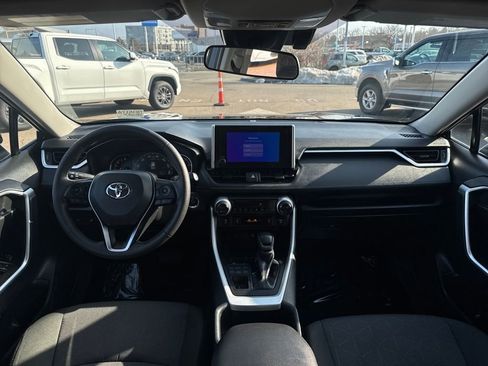 Used 2025 Toyota RAV4 XLE w/ Convenience Package image 12