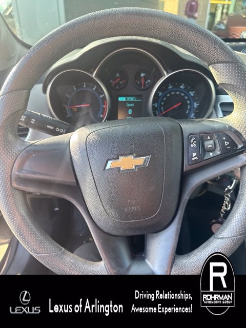 Used 2014 Chevrolet Cruze LS FWD image 8