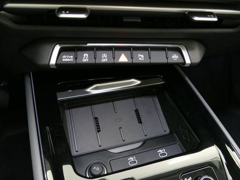 New 2026 Audi Q3 quattro 2.0T image 10