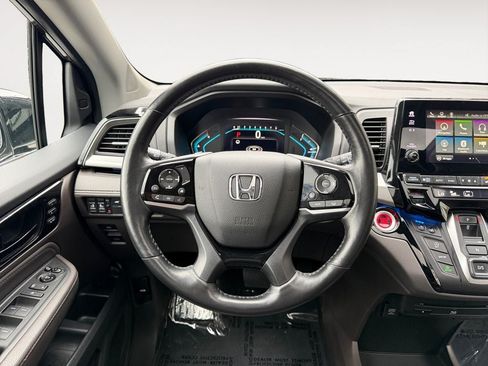 Used 2018 Honda Odyssey Elite image 13