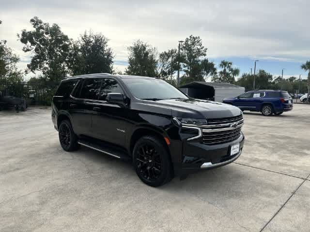 Used 2022 Chevrolet Tahoe LT w/ Luxury Package AWD/4WD image 16